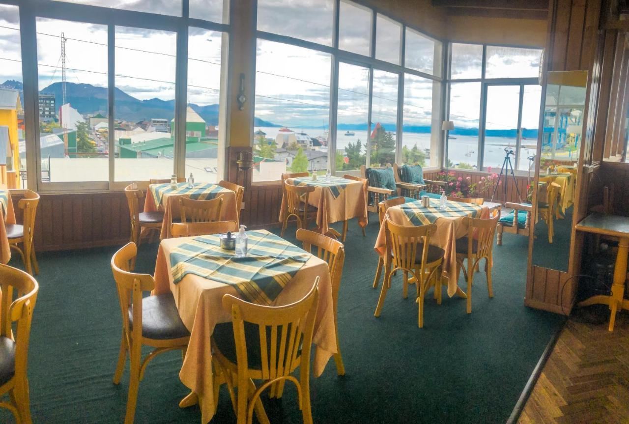 Hotel Mustapic Ushuaia Esterno foto