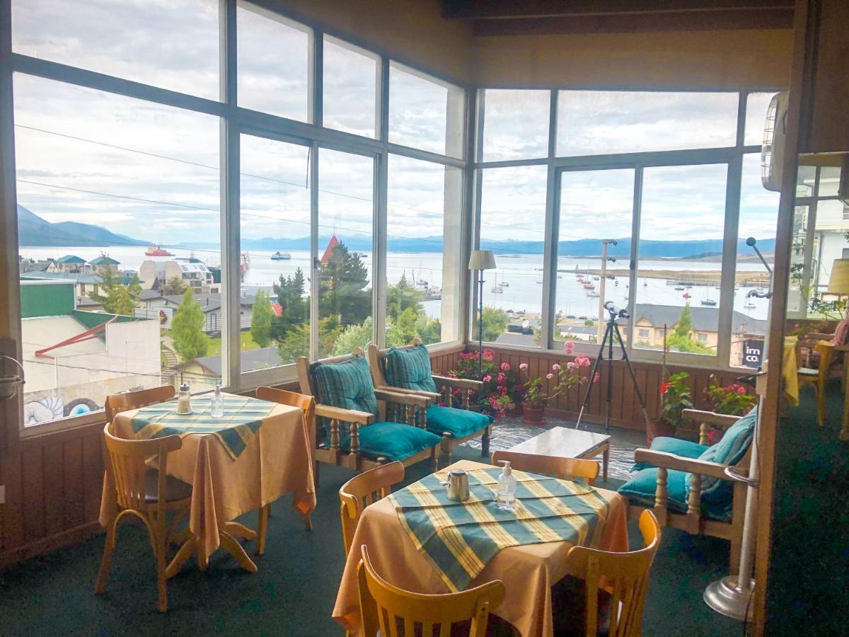 Hotel Mustapic Ushuaia Esterno foto