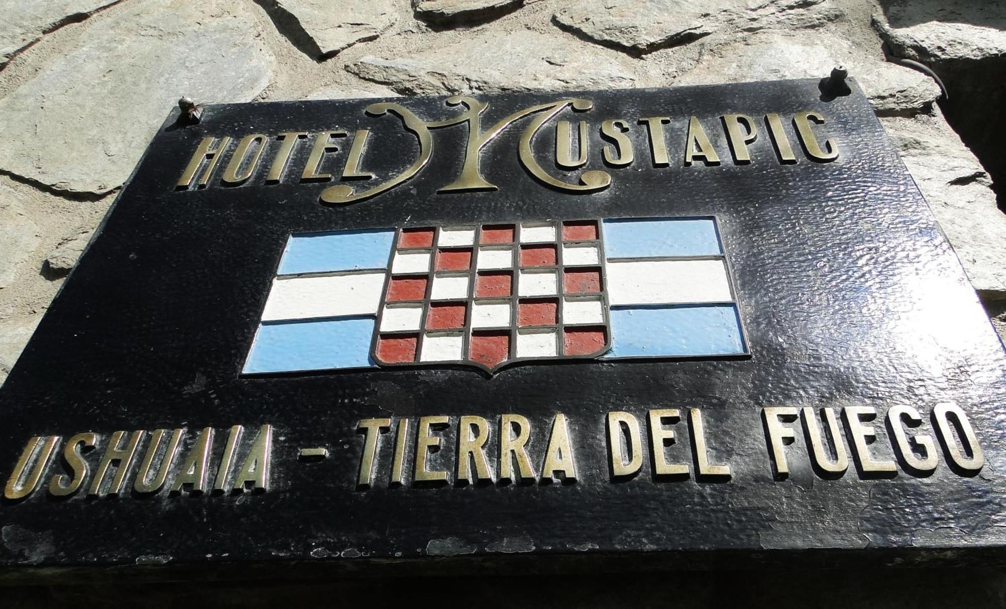 Hotel Mustapic Ushuaia Esterno foto